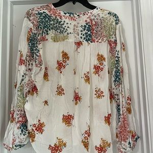 Women’s Extra Large Blouse
